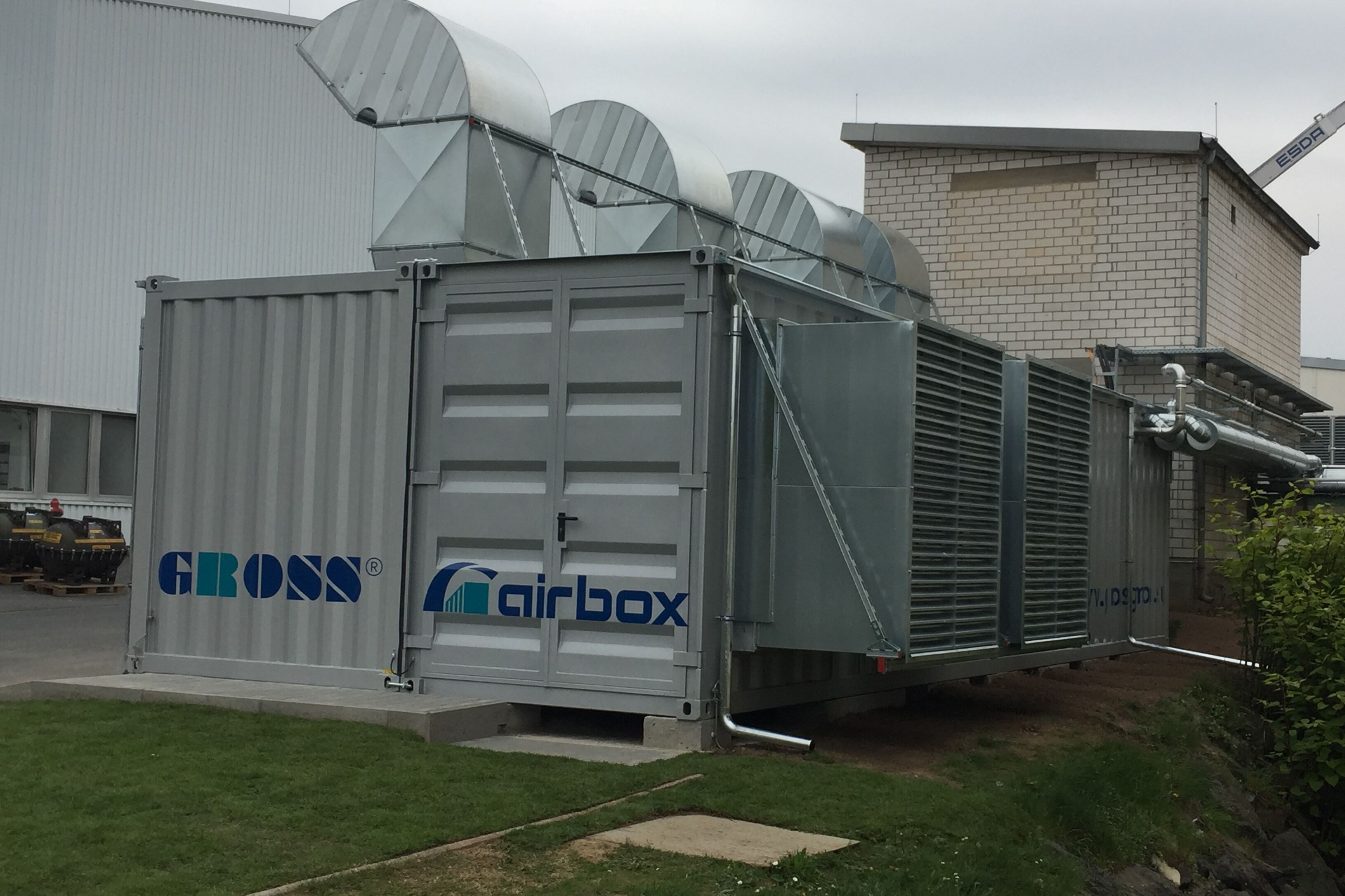 GROSS Airbox als mobile Druckluftstation im Container für die industrielle Druckluftversorgung – Airgroup Partner