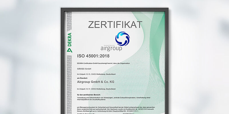 Vsafety Gebotszeichen „Schutzbekleidung Benutzen“ – 400x300 Mm, Blau/weiß, Kunststoff, EN ISO 7010